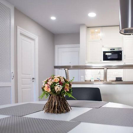 Beachfront Apartment In Fuengirola New ภายนอก รูปภาพ