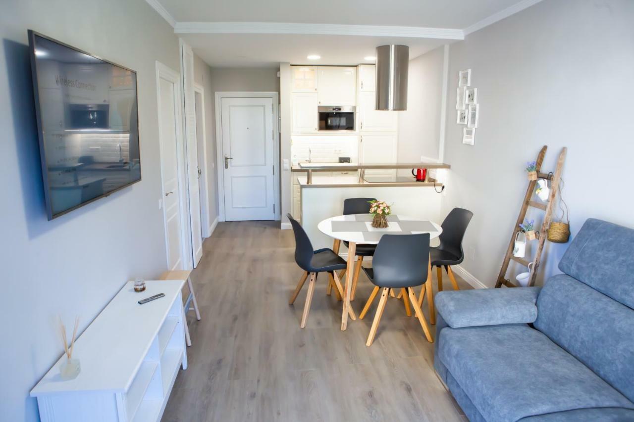 Beachfront Apartment In Fuengirola New ภายนอก รูปภาพ