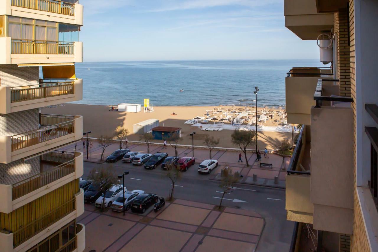 Beachfront Apartment In Fuengirola New ภายนอก รูปภาพ