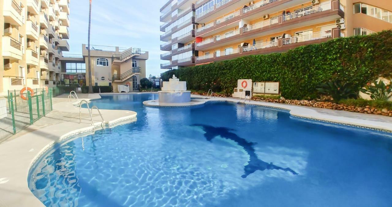 Beachfront Apartment In Fuengirola New ภายนอก รูปภาพ